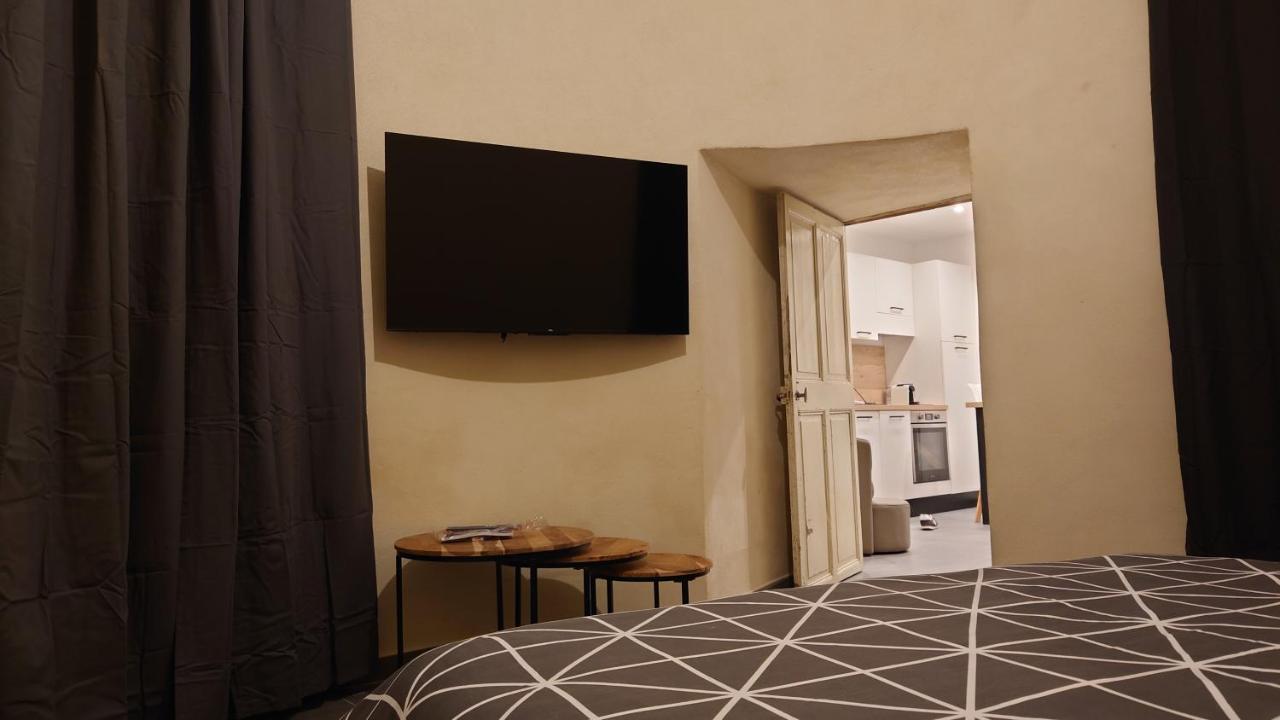 Appartement De La Tour Connaux Экстерьер фото